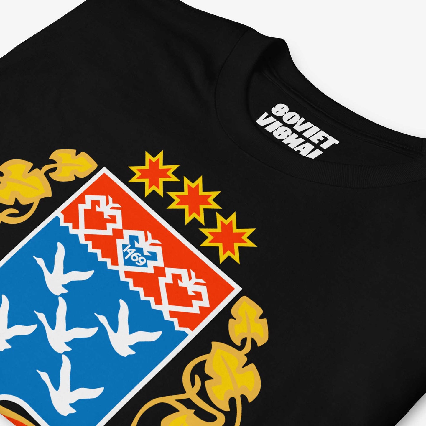 Chuvashia Coat of Arms T-Shirt featuring folkloric cranes and Cyrillic text "Шупашкар Чебоксары."