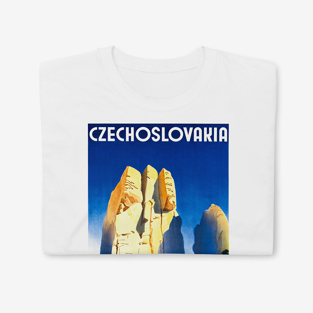 T-shirt with vintage-style Czechoslovakia tourism artwork of Prachov Rocks near Jičín 1936